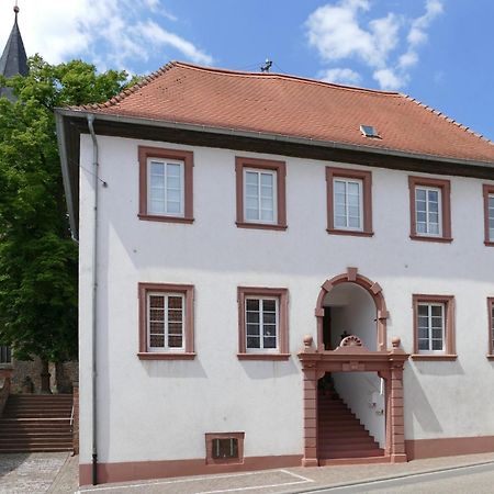 Hotel Garni Sebastian Kirrweiler  ภายนอก รูปภาพ