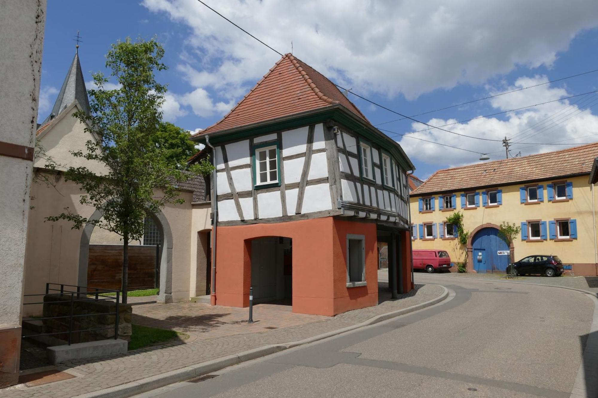 Hotel Garni Sebastian Kirrweiler  ภายนอก รูปภาพ