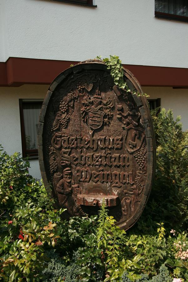 Hotel Garni Sebastian Kirrweiler  ภายนอก รูปภาพ